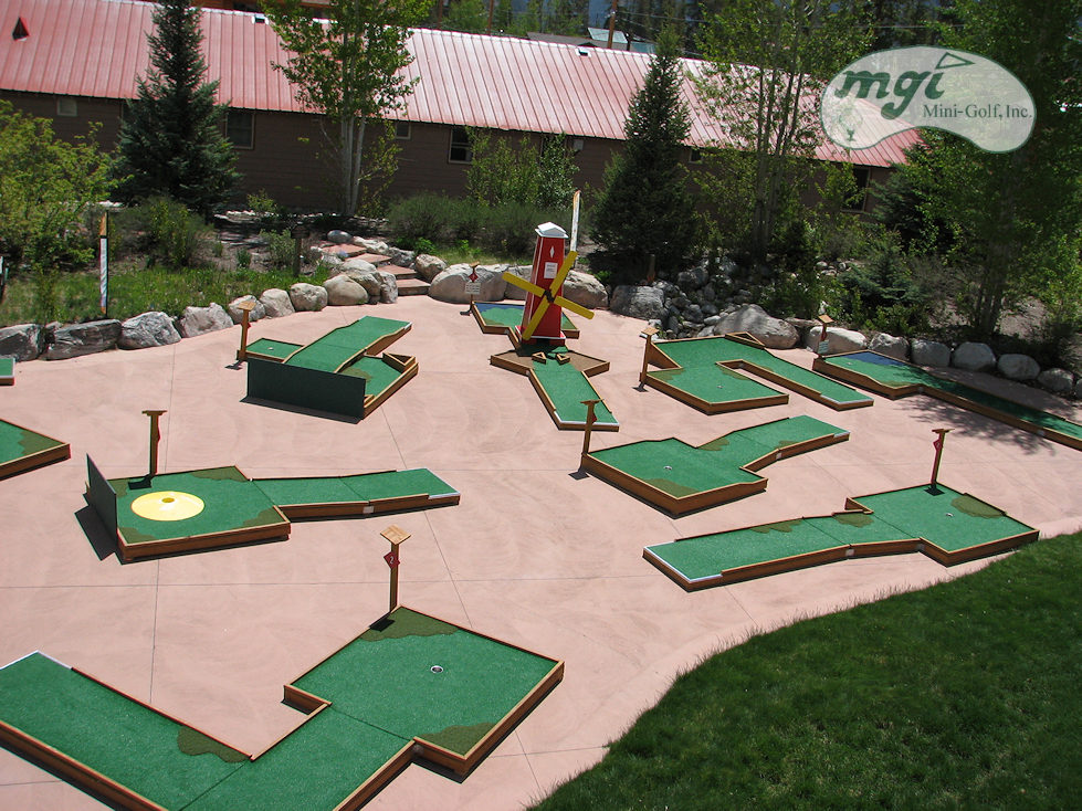 Mini-Golf, Inc. - Outdoor Miniature Golf Courses.